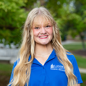 Mackenzie Mott Portrait Photo